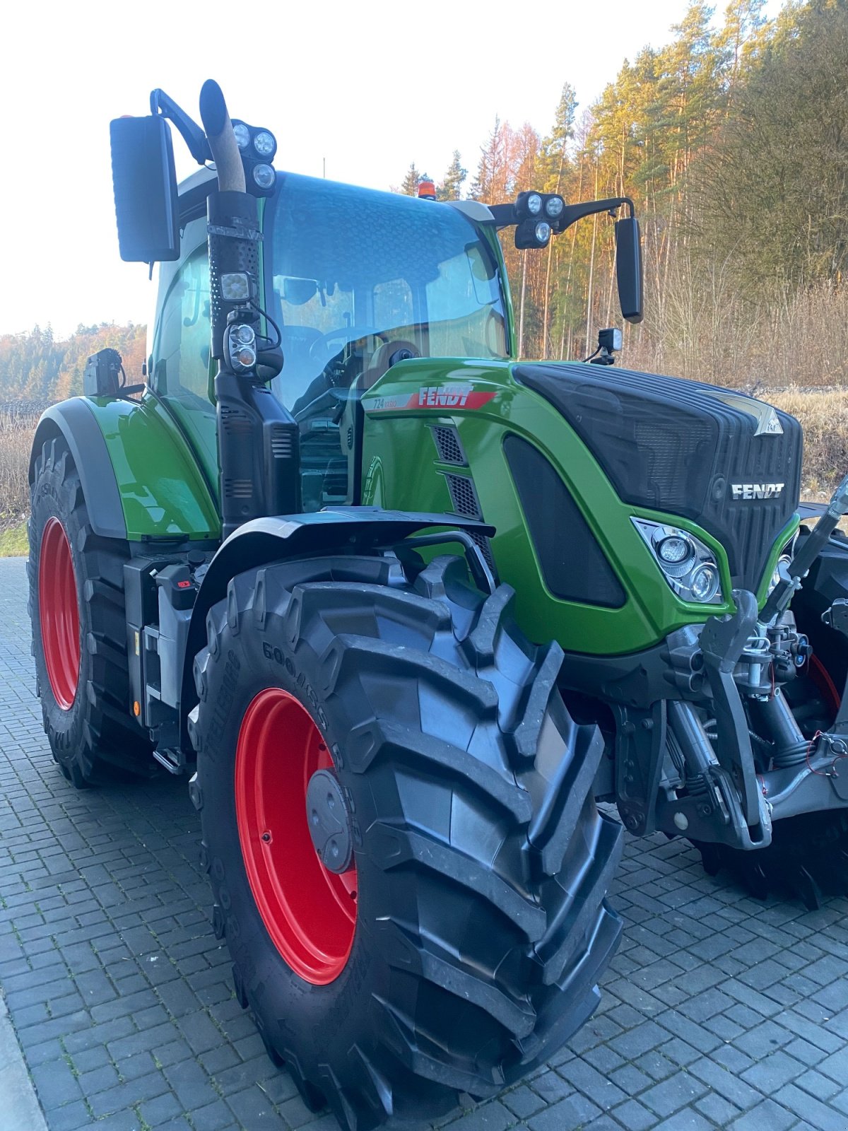 Traktor des Typs Fendt 724 Vario Gen.6 Profi+ Setting2 Profiplus RTK Evolution 193 Ltr. LED (kein 722 720 718), Gebrauchtmaschine in Weigendorf (Bild 19)
