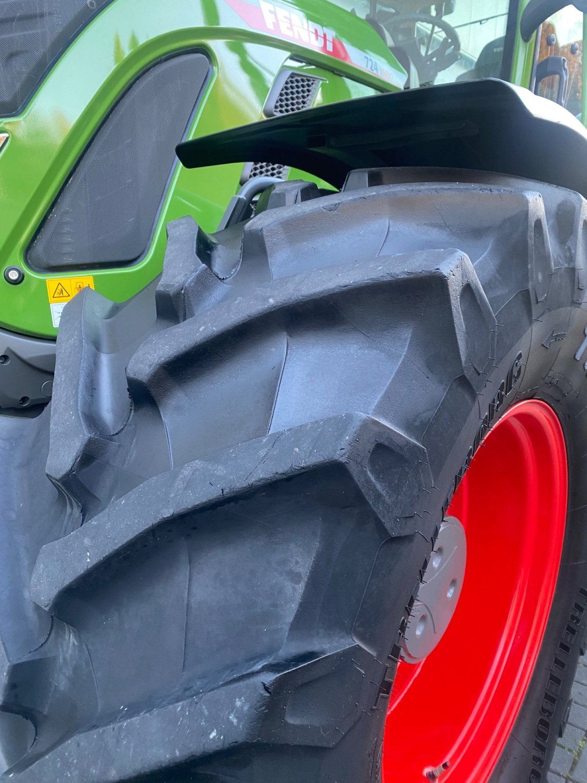 Traktor des Typs Fendt 724 Vario Gen.6 Profi+ Setting2 Profiplus RTK Evolution 193 Ltr. LED (kein 722 720 718), Gebrauchtmaschine in Weigendorf (Bild 22)