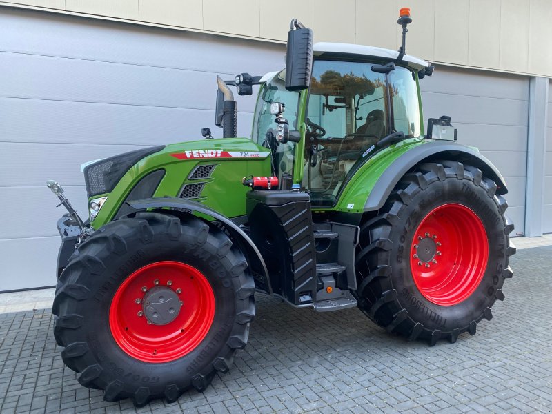 Traktor del tipo Fendt 724 Vario Gen.6 Profi+ Setting2 Profiplus RTK Evolution 193 Ltr. LED (kein 722 720 718), Gebrauchtmaschine In Weigendorf (Immagine 1)