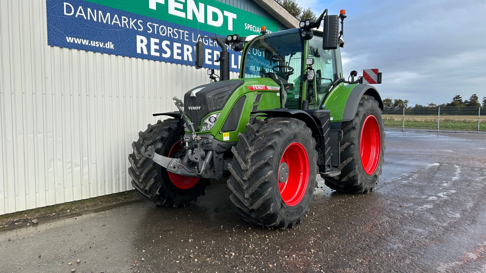 Traktor van het type Fendt 724 Vario Gen6 Profi+ Setting2 Setting 2 Meget udstyr, Gebrauchtmaschine in Rødekro (Foto 2)