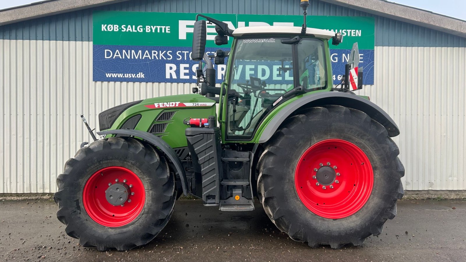 Traktor tipa Fendt 724 Vario Gen6 Profi+ Setting2, Gebrauchtmaschine u Rødekro (Slika 1)