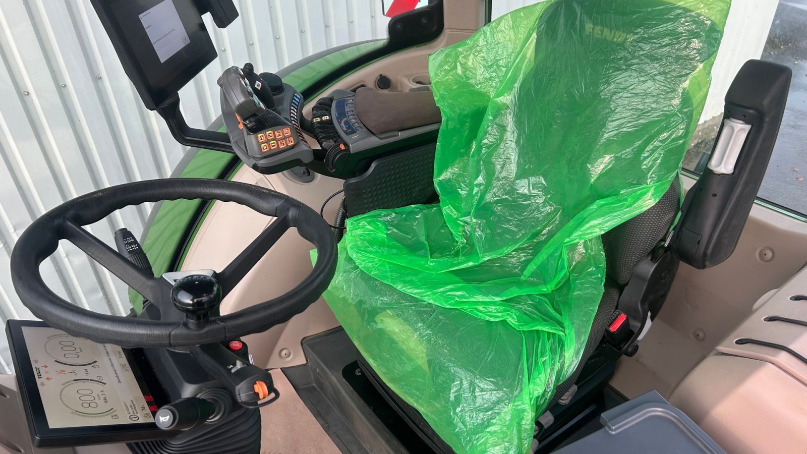 Traktor tipa Fendt 724 Vario Gen6 Profi+ Setting2, Gebrauchtmaschine u Rødekro (Slika 11)