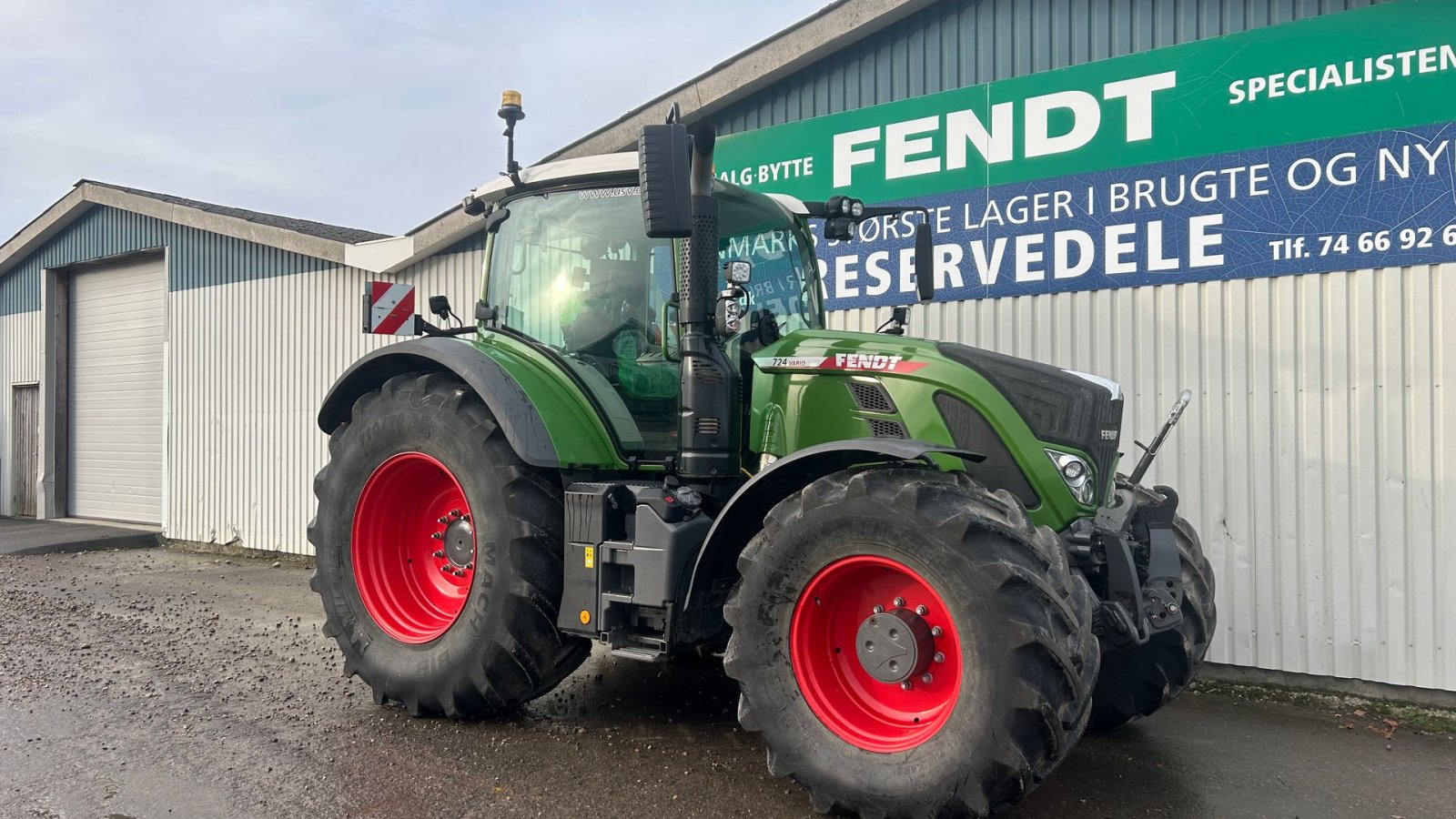 Traktor tipa Fendt 724 Vario Gen6 Profi+ Setting2, Gebrauchtmaschine u Rødekro (Slika 5)