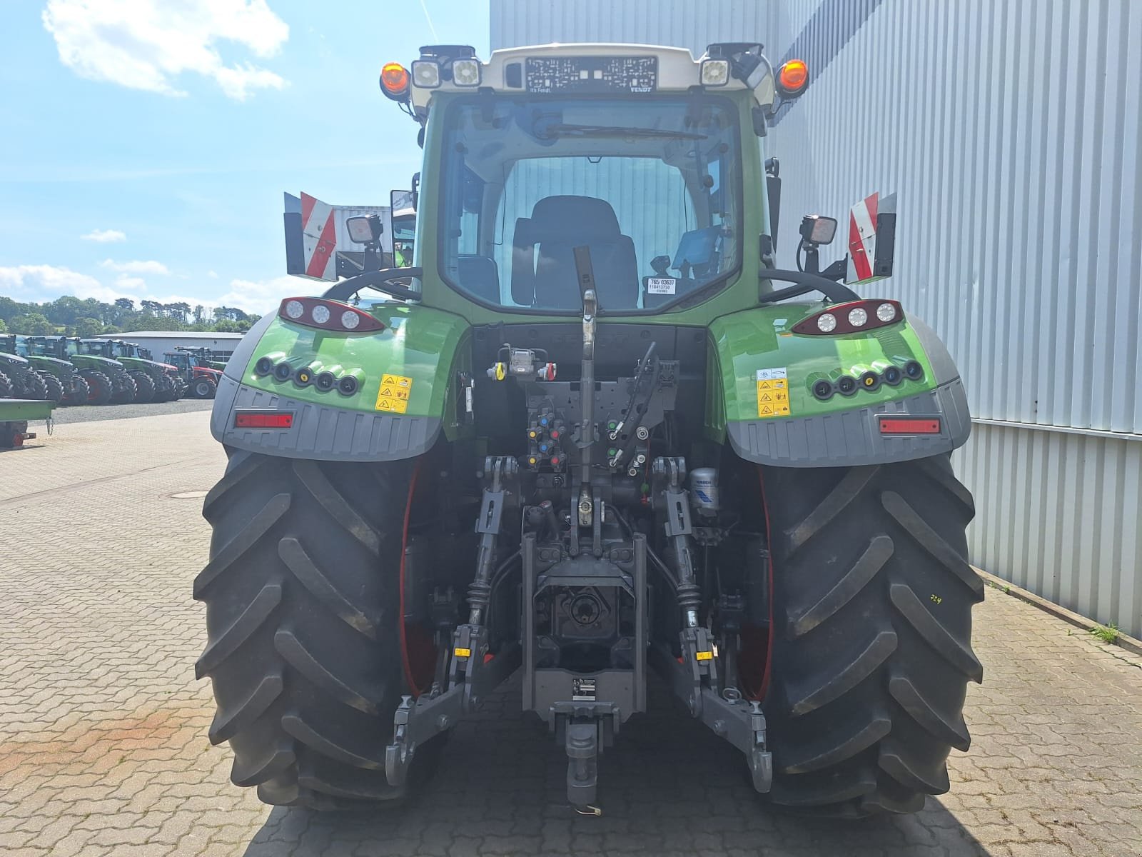 Traktor des Typs Fendt 724 Vario Gen6 Profi+ Setting2, Gebrauchtmaschine in Holle- Grasdorf (Bild 3)