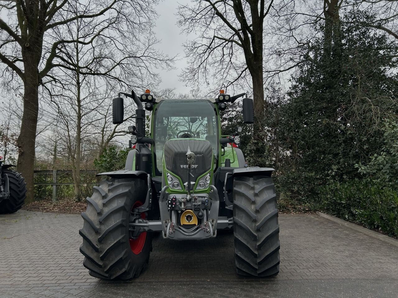 Traktor tipa Fendt 724 Vario Gen6 ProfiPlus s, Gebrauchtmaschine u Achterveld (Slika 3)
