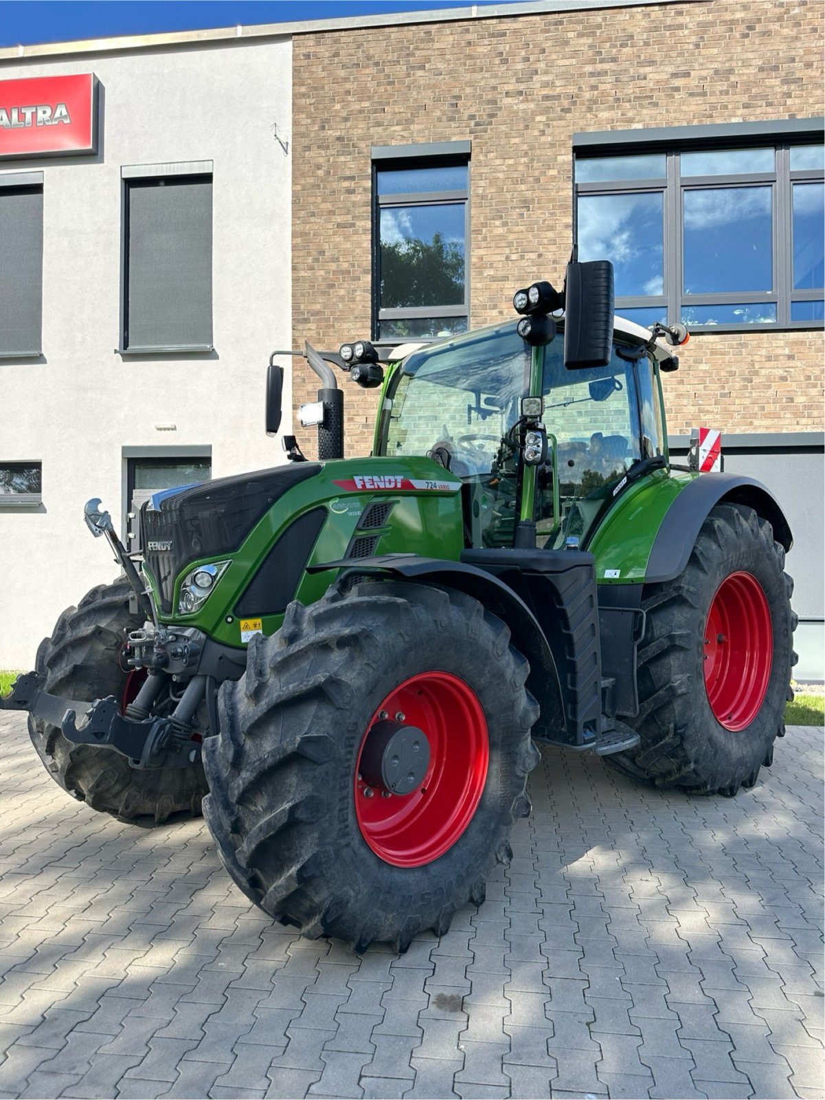 Traktor del tipo Fendt 724 Vario Gen6 ProfiPlus, Gebrauchtmaschine In Bad Oldesloe (Immagine 2)