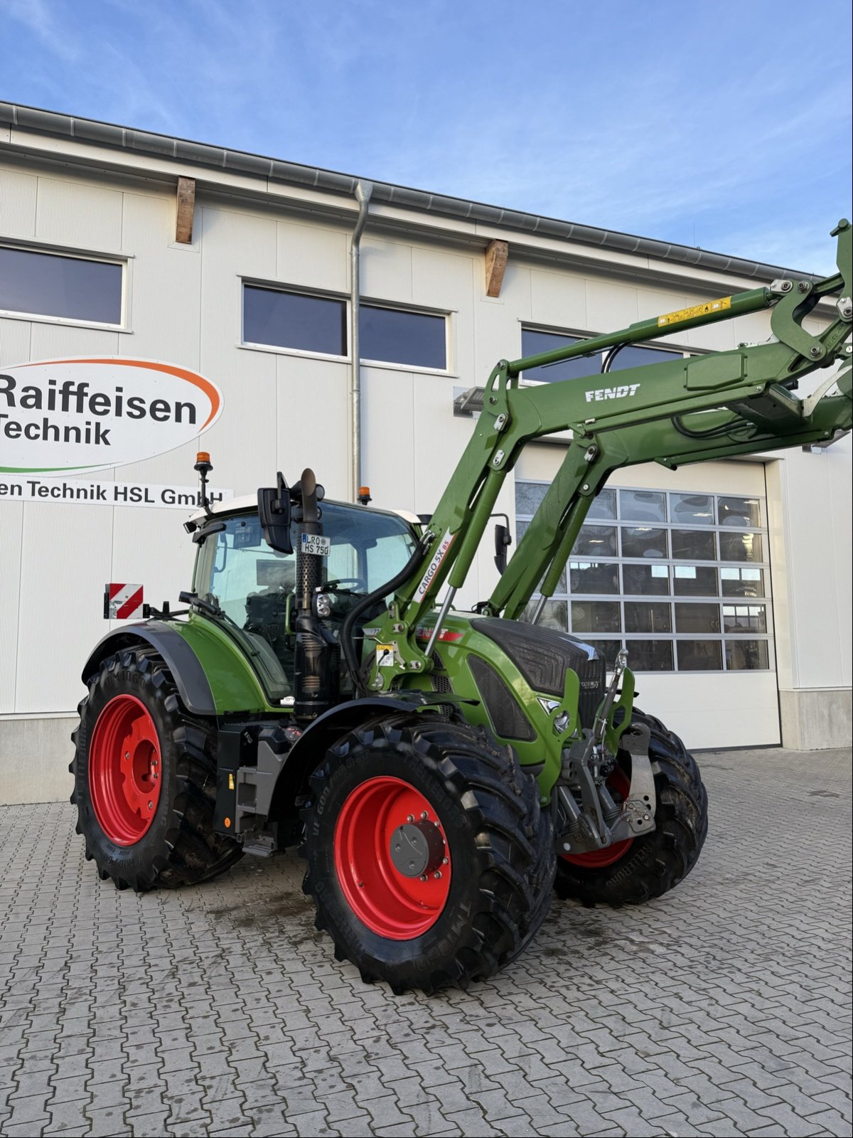 Traktor des Typs Fendt 724 Vario Gen6 ProfiPlus, Gebrauchtmaschine in Bad Oldesloe (Bild 2)