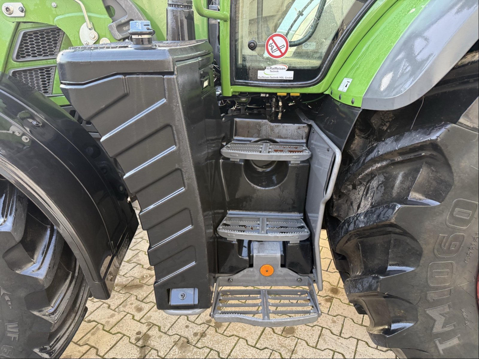 Traktor des Typs Fendt 724 Vario Gen6 ProfiPlus, Gebrauchtmaschine in Bad Oldesloe (Bild 10)