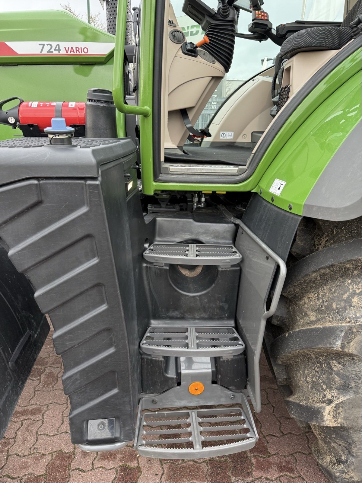 Traktor del tipo Fendt 724 Vario Gen6 ProfiPlus, Gebrauchtmaschine en Elmenhorst-Lanken (Imagen 11)