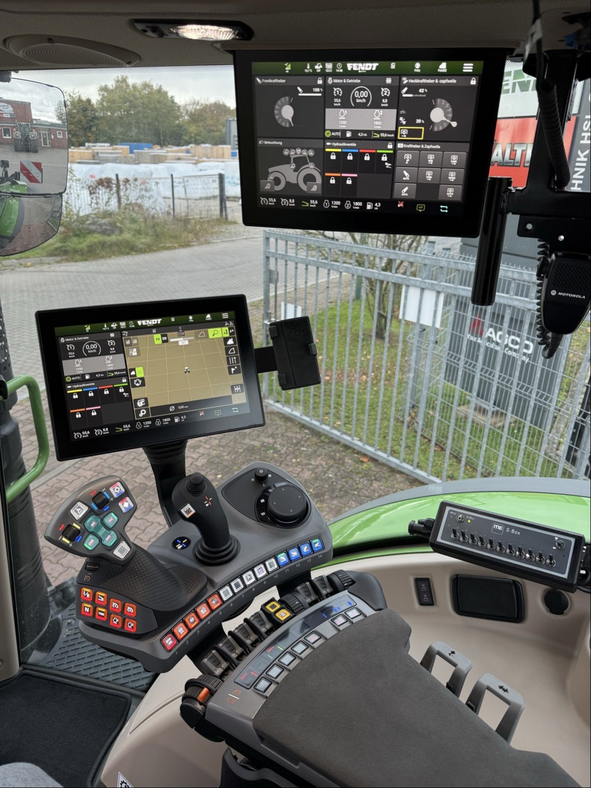 Traktor del tipo Fendt 724 Vario Gen6 ProfiPlus, Gebrauchtmaschine en Elmenhorst-Lanken (Imagen 14)