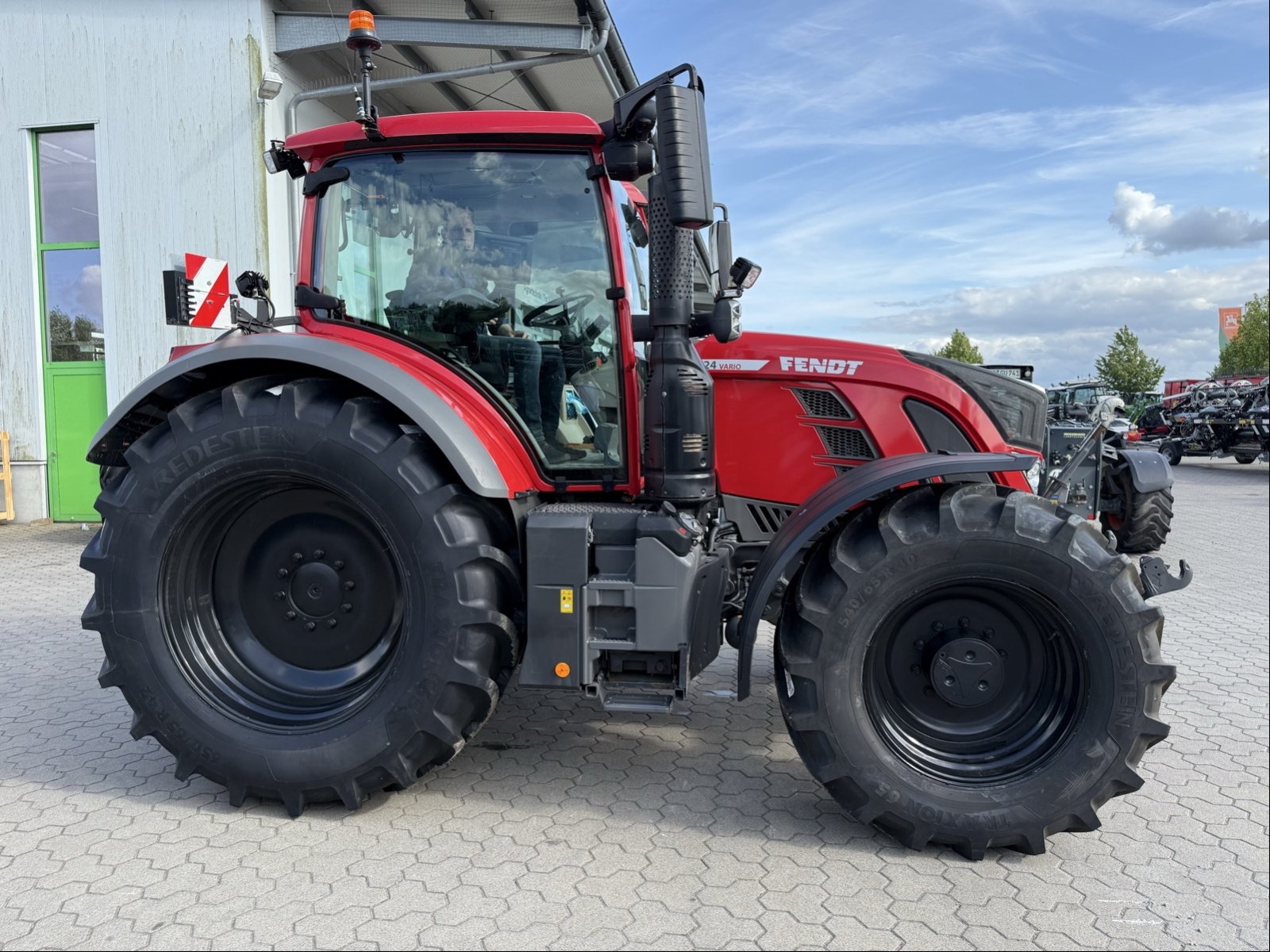Traktor typu Fendt 724 Vario Gen6 ProfiPlus, Gebrauchtmaschine w Bad Oldesloe (Zdjęcie 9)