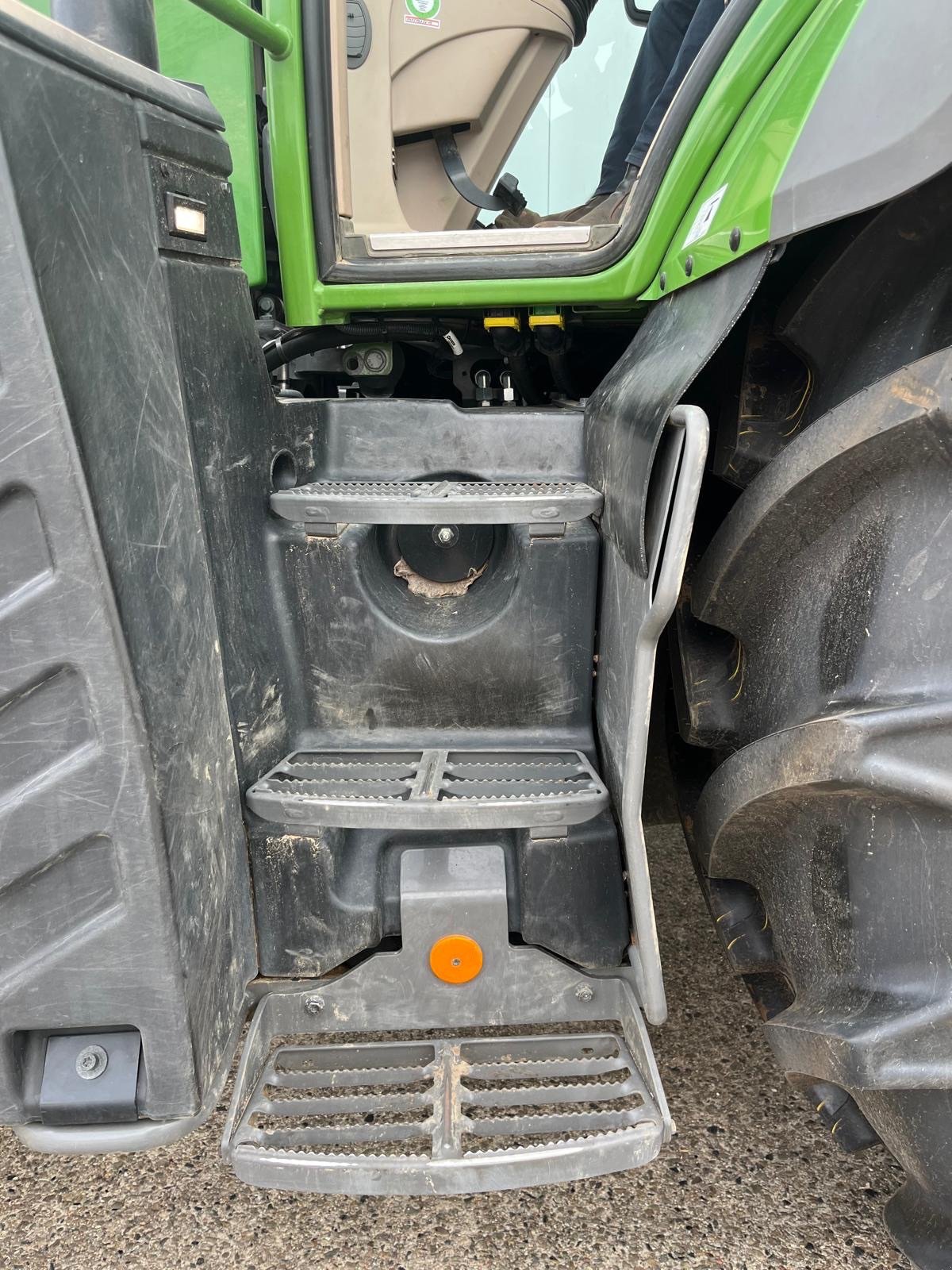Traktor des Typs Fendt 724 Vario Gen6 ProfiPlus, Gebrauchtmaschine in Elmenhorst-Lanken (Bild 3)