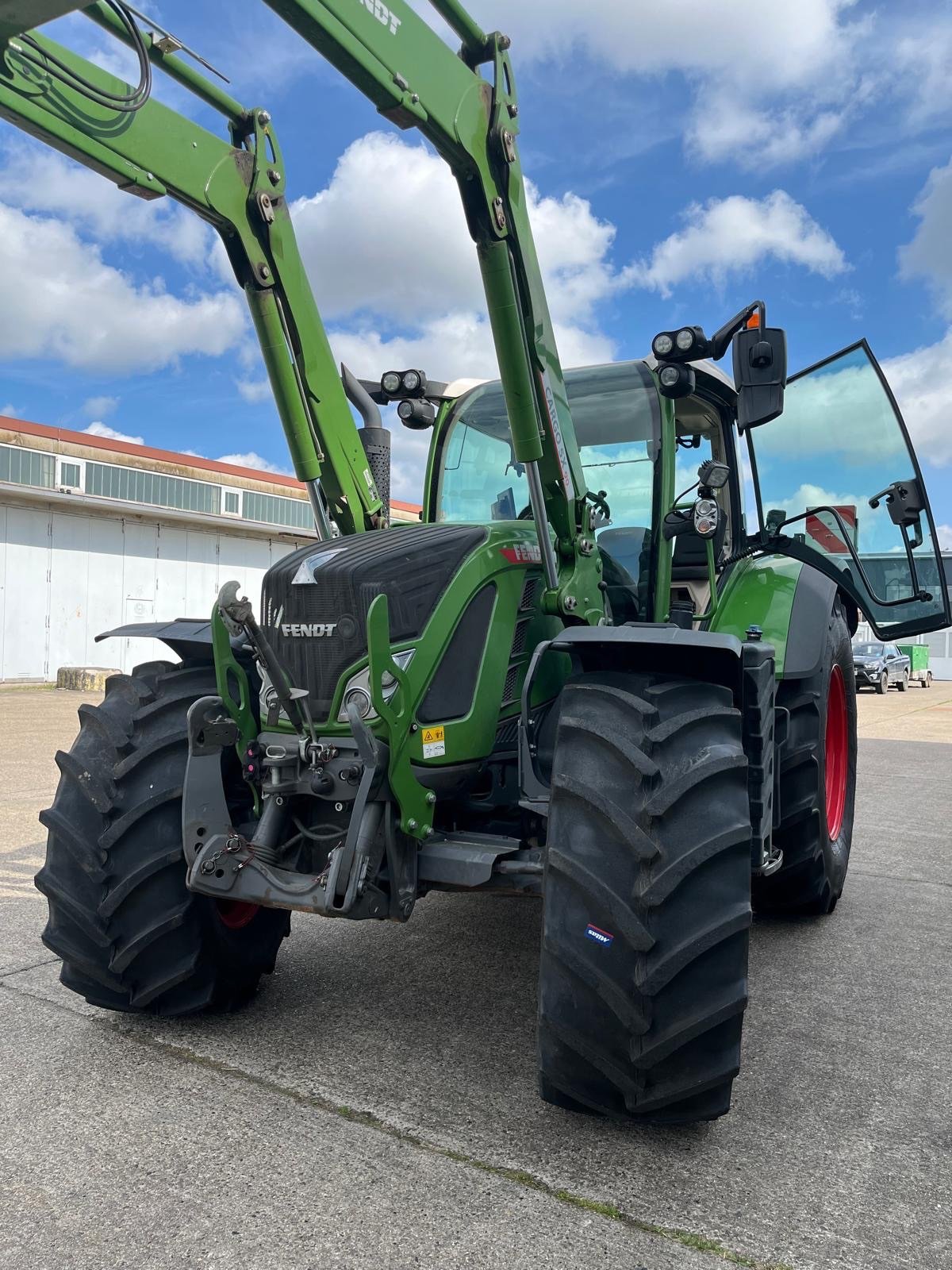 Traktor des Typs Fendt 724 Vario Gen6 ProfiPlus, Gebrauchtmaschine in Elmenhorst-Lanken (Bild 14)