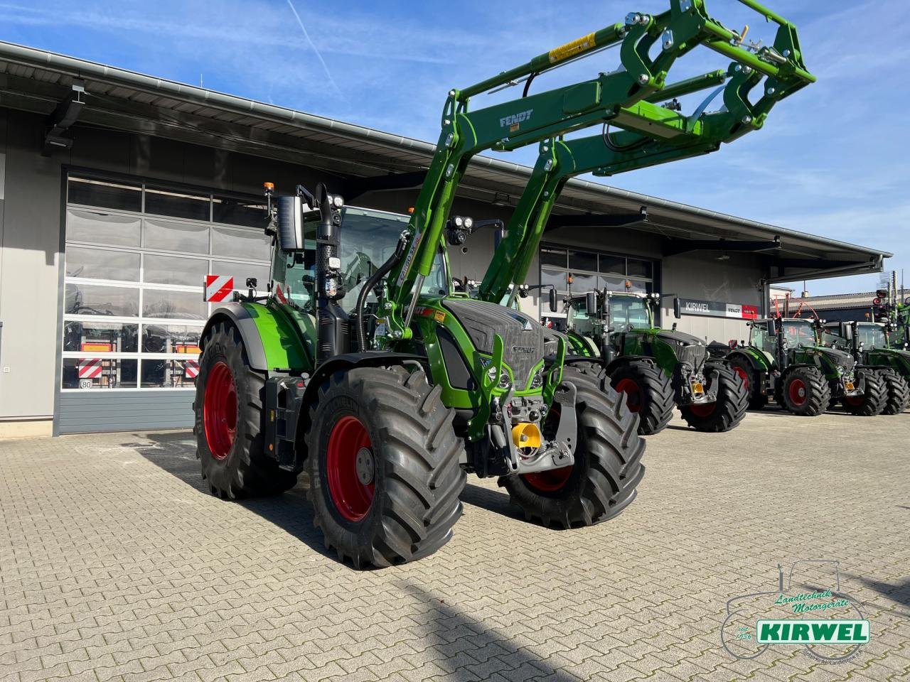 Traktor des Typs Fendt 724 Vario Gen6, Neumaschine in Blankenheim (Bild 2)