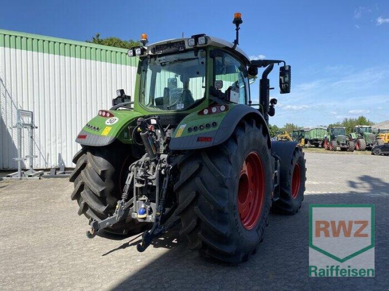 Traktor типа Fendt 724 Vario Gen6, Gebrauchtmaschine в Kruft (Фотография 2)