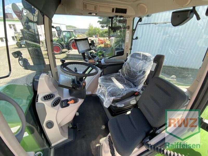 Traktor типа Fendt 724 Vario Gen6, Gebrauchtmaschine в Kruft (Фотография 9)