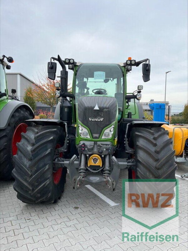 Traktor des Typs Fendt 724 Vario Gen6, Neumaschine in Herxheim (Bild 3)