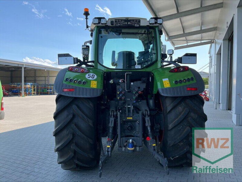 Traktor des Typs Fendt 724 Vario Gen6, Neumaschine in Herxheim (Bild 2)