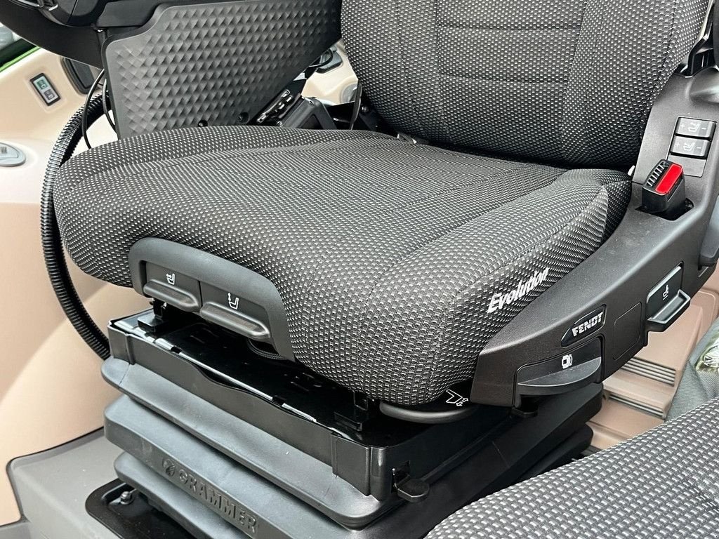 Traktor от тип Fendt 724 Vario Gen7 Power Plus, Gebrauchtmaschine в Hapert (Снимка 8)