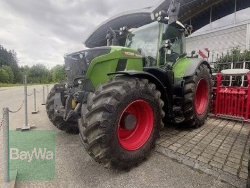 Traktor типа Fendt 724 VARIO GEN7 POWER PLUS, Gebrauchtmaschine в Eggenfelden (Фотография 1)