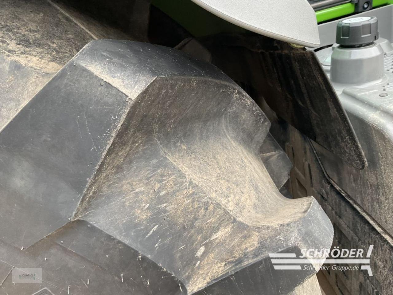 Traktor of the type Fendt 724 VARIO GEN7 POWER PLUS, Neumaschine in Holdorf (Picture 14)