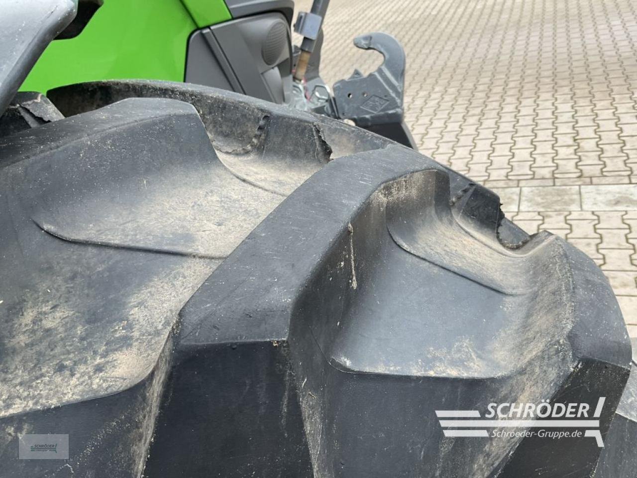 Traktor of the type Fendt 724 VARIO GEN7 POWER PLUS, Neumaschine in Holdorf (Picture 16)