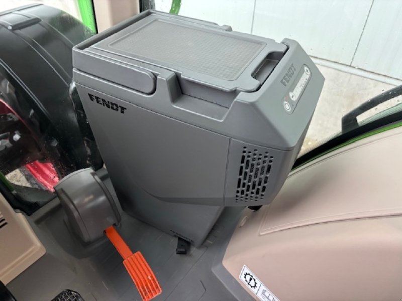 Traktor des Typs Fendt 724 Vario Gen7 Power+ Setting2, Gebrauchtmaschine in Gudensberg (Bild 10)