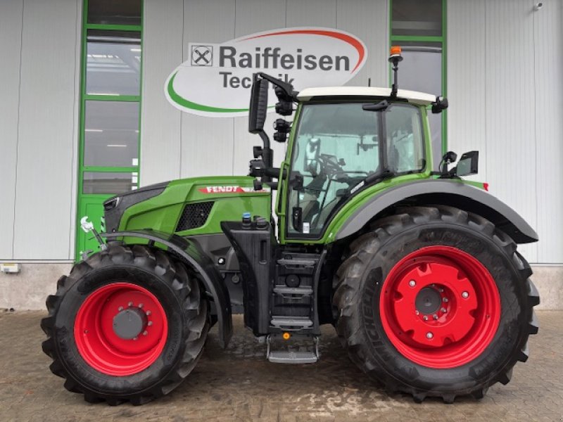 Traktor des Typs Fendt 724 Vario Gen7 Power+ Setting2, Gebrauchtmaschine in Gudensberg (Bild 1)