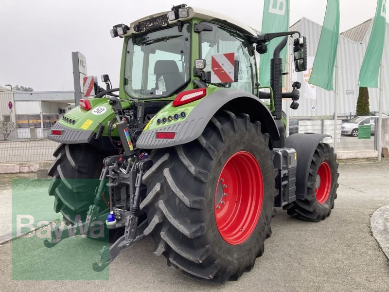 Traktor of the type Fendt 724 VARIO GEN7 PROFI PLUS, Gebrauchtmaschine in Dinkelsbühl (Picture 9)