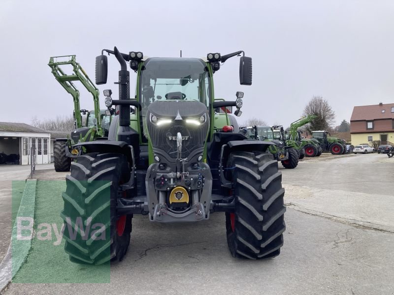 Traktor of the type Fendt 724 VARIO GEN7 PROFI PLUS, Gebrauchtmaschine in Dinkelsbühl (Picture 3)