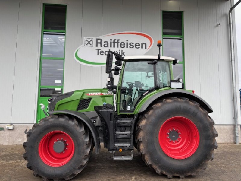 Traktor типа Fendt 724 Vario Gen7 Profi+ Setting2, Gebrauchtmaschine в Gudensberg