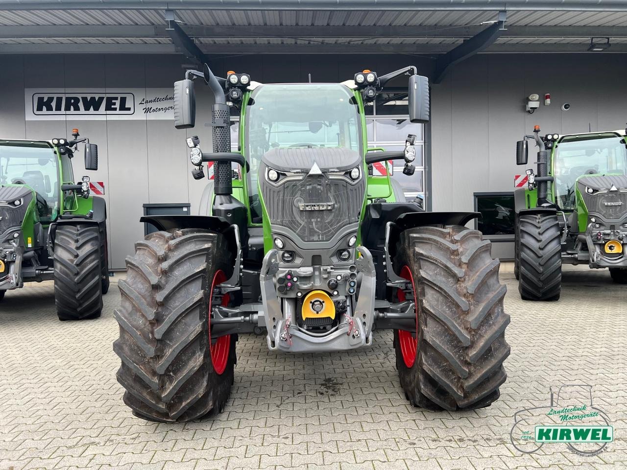 Traktor des Typs Fendt 724 Vario Gen7, Vorführmaschine in Blankenheim (Bild 5)