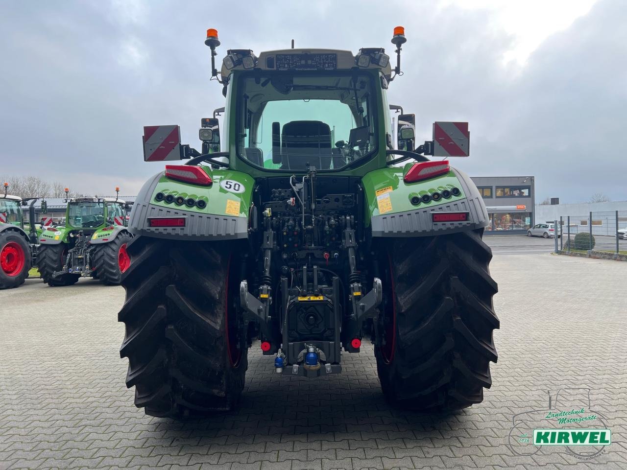 Traktor des Typs Fendt 724 Vario Gen7, Vorführmaschine in Blankenheim (Bild 7)