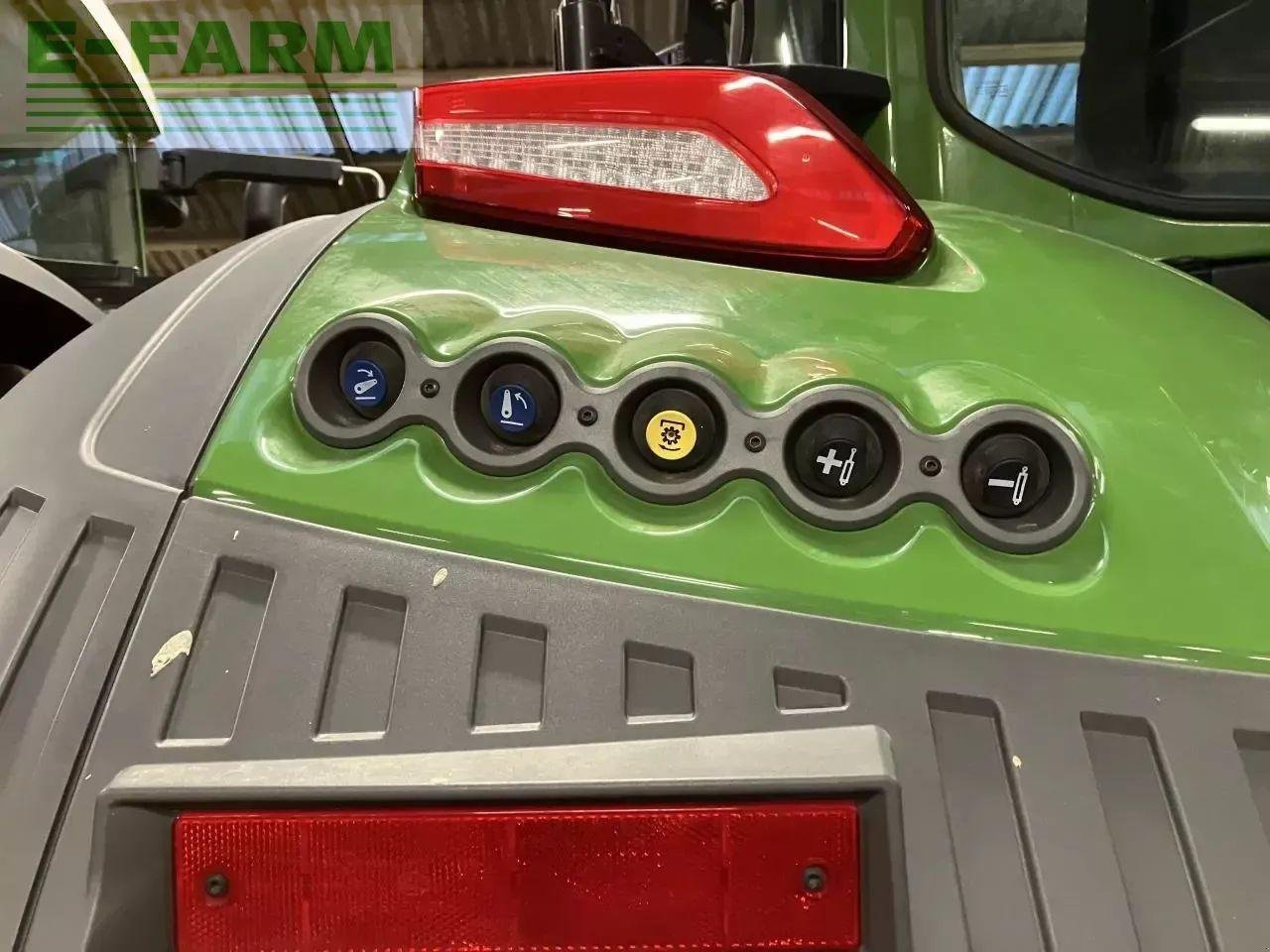 Traktor του τύπου Fendt 724 vario gen7, Gebrauchtmaschine σε RANDERS SV (Φωτογραφία 4)