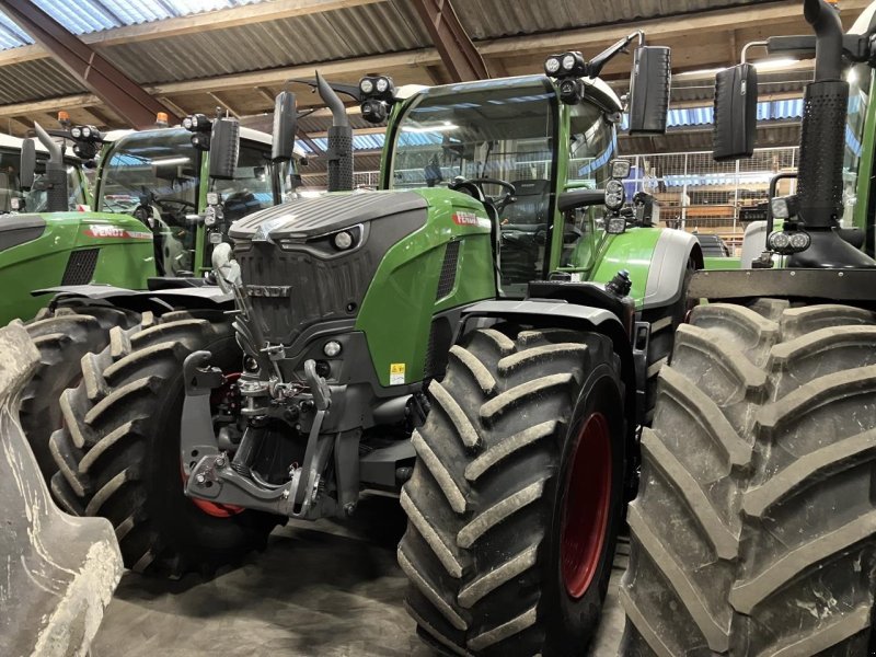 Traktor от тип Fendt 724 VARIO GEN7, Gebrauchtmaschine в Randers SV