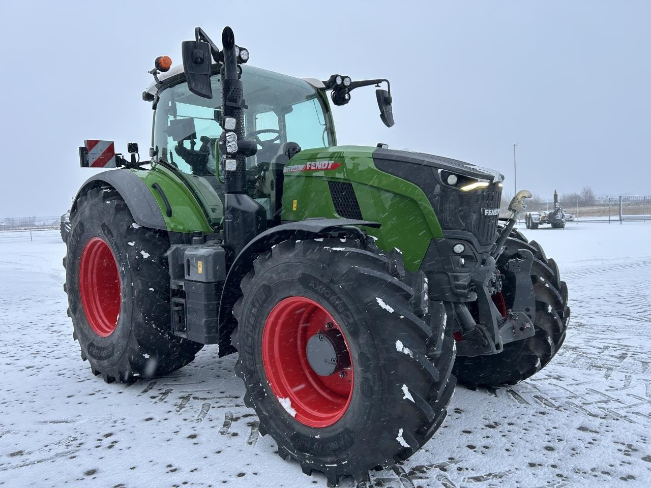 Traktor του τύπου Fendt 724 VARIO GEN7, Gebrauchtmaschine σε Randers SV (Φωτογραφία 2)