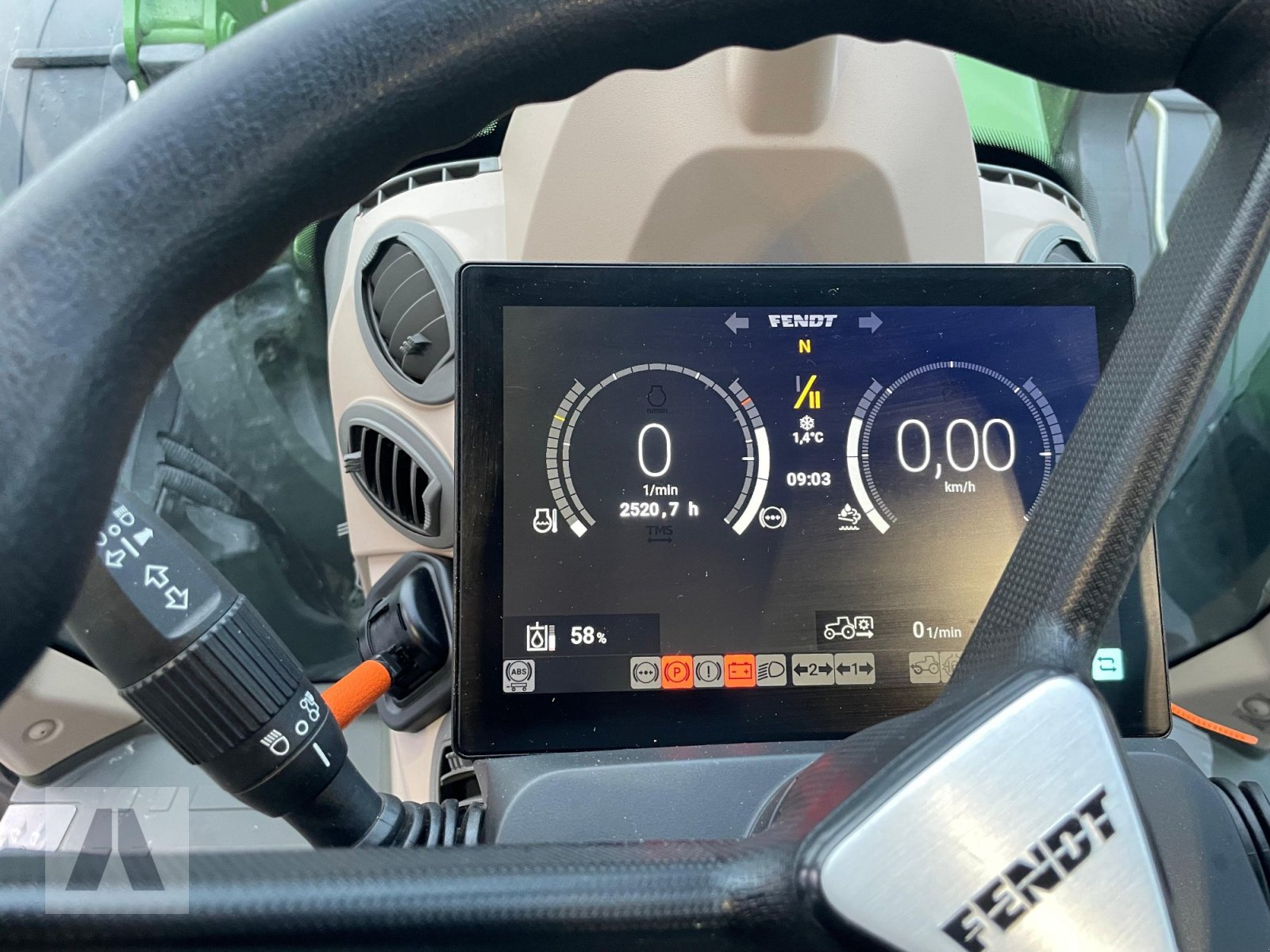 Traktor typu Fendt 724 Vario mit Frontlader, Gebrauchtmaschine w Regensburg (Zdjęcie 17)