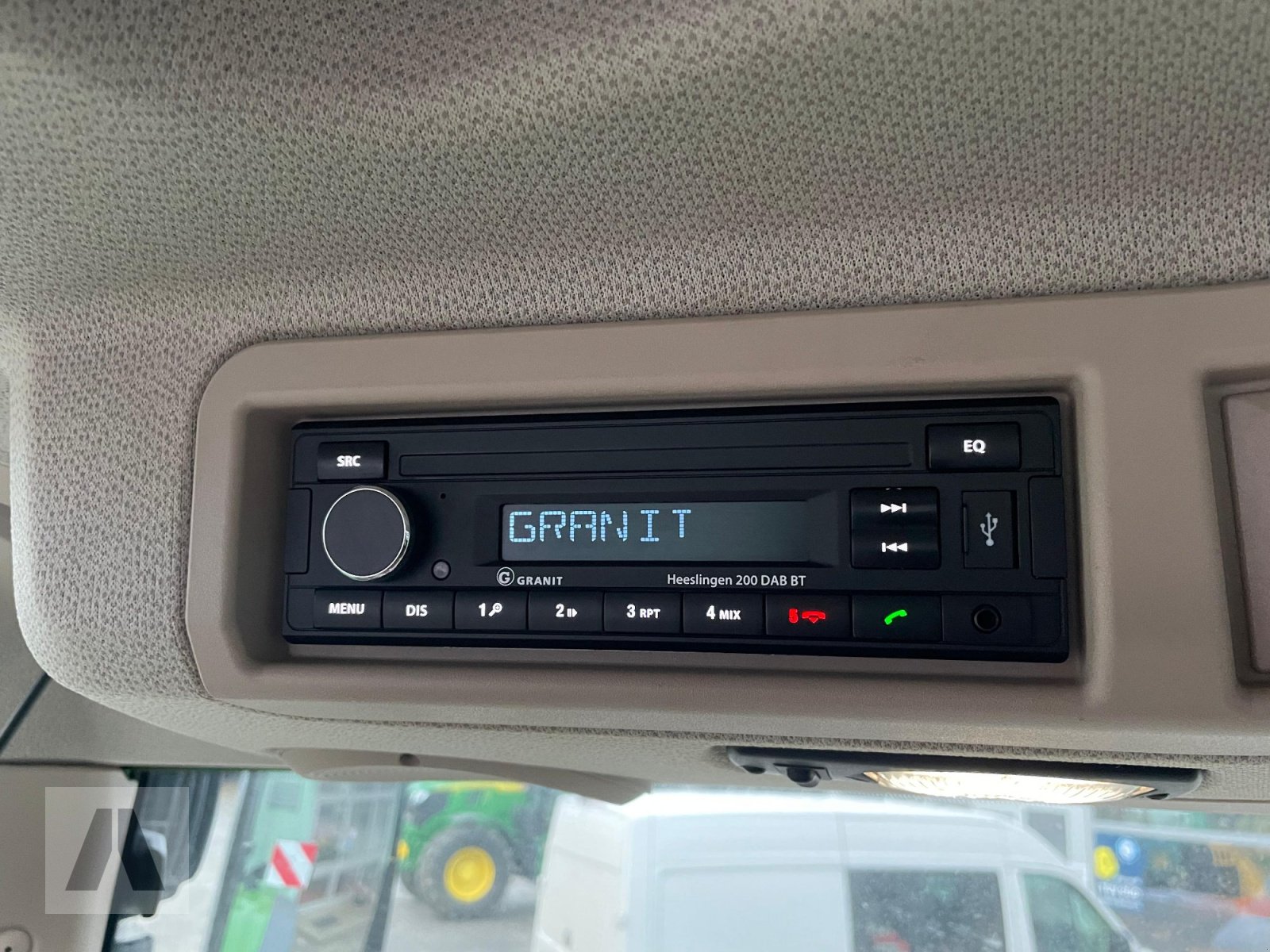 Traktor typu Fendt 724 Vario mit Frontlader, Gebrauchtmaschine w Regensburg (Zdjęcie 23)