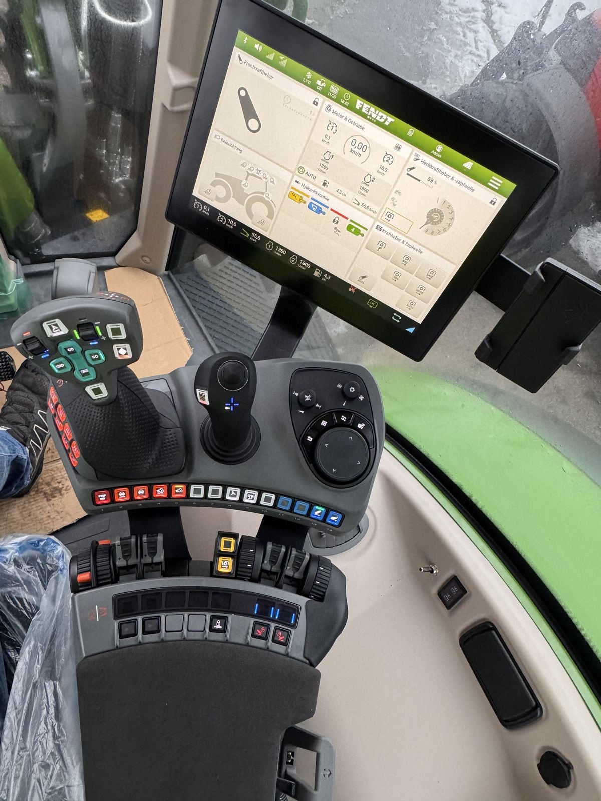 Traktor tip Fendt 724 Vario Power+, Neumaschine in Traberg (Poză 18)