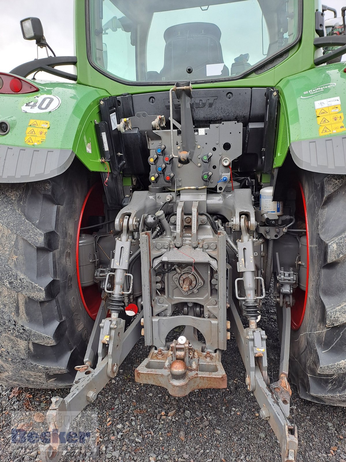 Traktor van het type Fendt 724 Vario Power, Gebrauchtmaschine in Weimar-Niederwalgern (Foto 5)