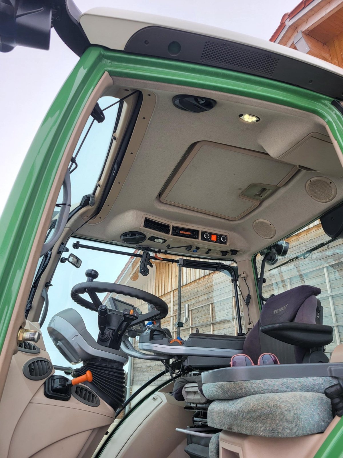 Traktor van het type Fendt 724 Vario Power, Gebrauchtmaschine in Truchtlaching (Foto 11)