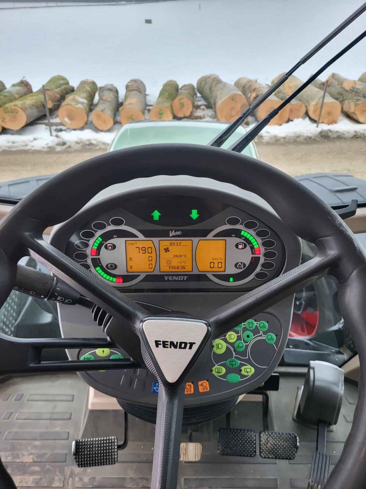 Traktor van het type Fendt 724 Vario Power, Gebrauchtmaschine in Truchtlaching (Foto 12)