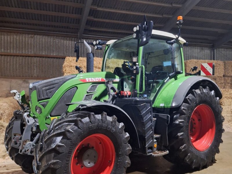 Traktor типа Fendt 724 Vario Power, Gebrauchtmaschine в Südlohn (Фотография 1)