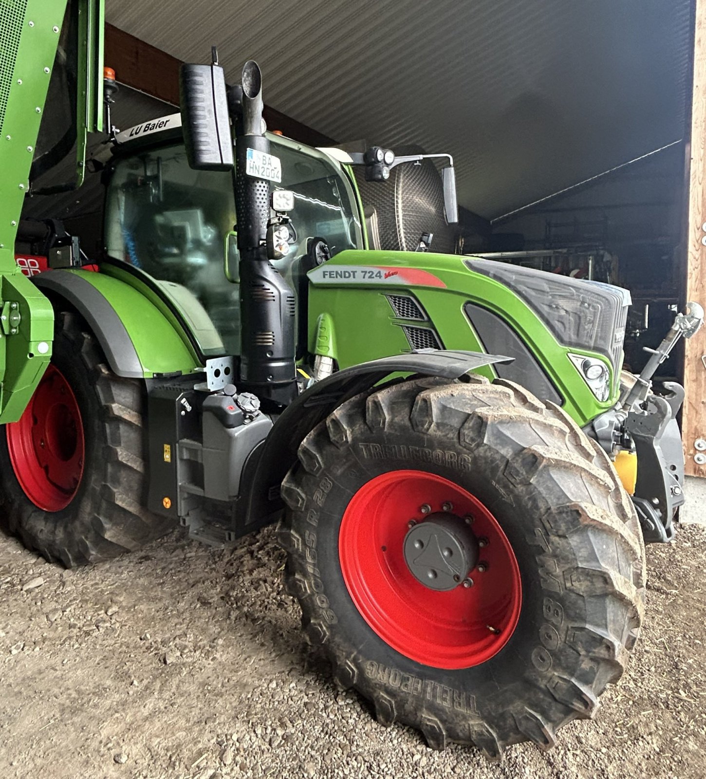 Traktor tip Fendt 724 Vario PowerPlus, Gebrauchtmaschine in Priesendorf (Poză 2)