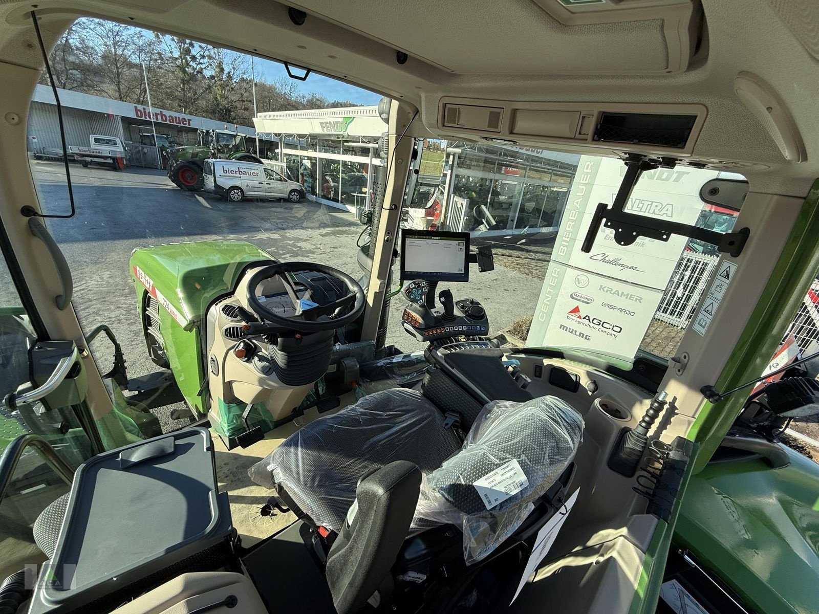 Traktor des Typs Fendt 724 Vario Profi+, Neumaschine in Markt Hartmannsdorf (Bild 10)