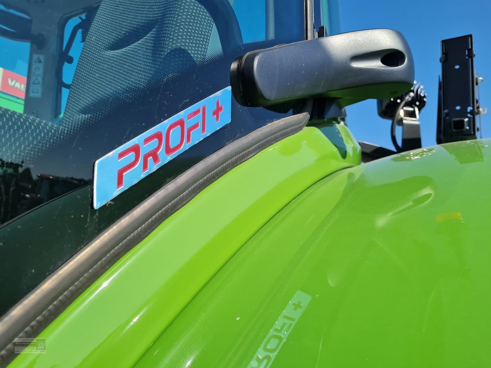 Traktor des Typs Fendt 724 Vario Profi+, Gebrauchtmaschine in Gerasdorf (Bild 7)