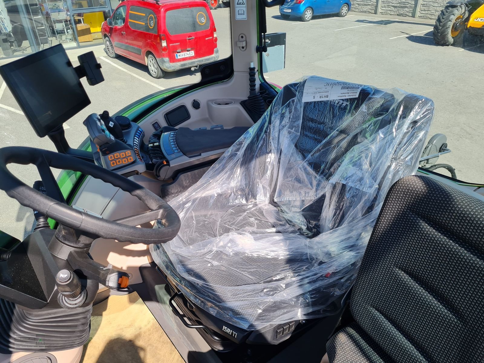 Traktor des Typs Fendt 724 Vario Profi+, Gebrauchtmaschine in Gerasdorf (Bild 8)