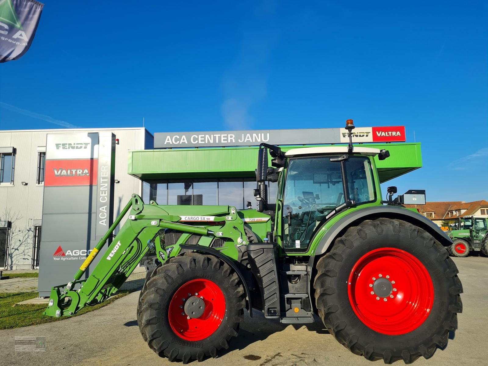 Traktor tipa Fendt 724 Vario Profi+, Gebrauchtmaschine u Gerasdorf (Slika 2)