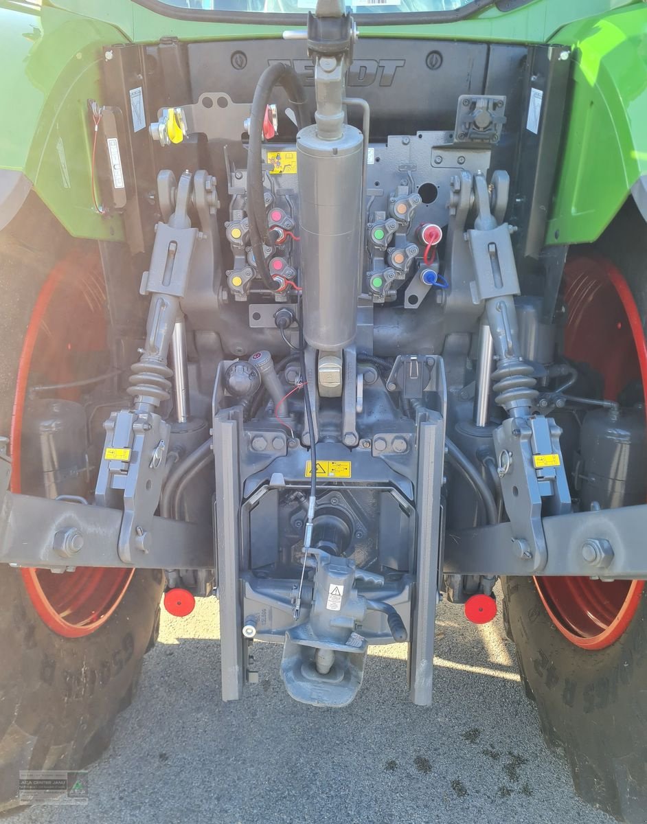 Traktor tipa Fendt 724 Vario Profi+, Gebrauchtmaschine u Gerasdorf (Slika 8)