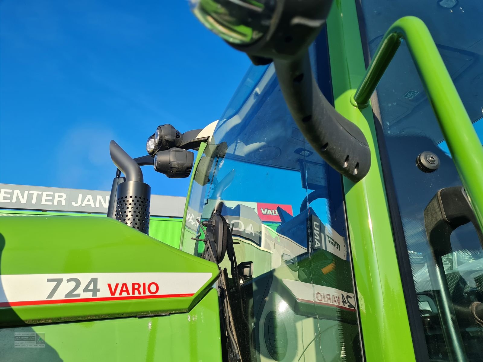 Traktor tipa Fendt 724 Vario Profi+, Gebrauchtmaschine u Gerasdorf (Slika 12)